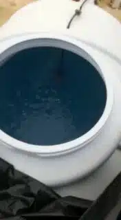 تنظيف خزانات المياه العلوية